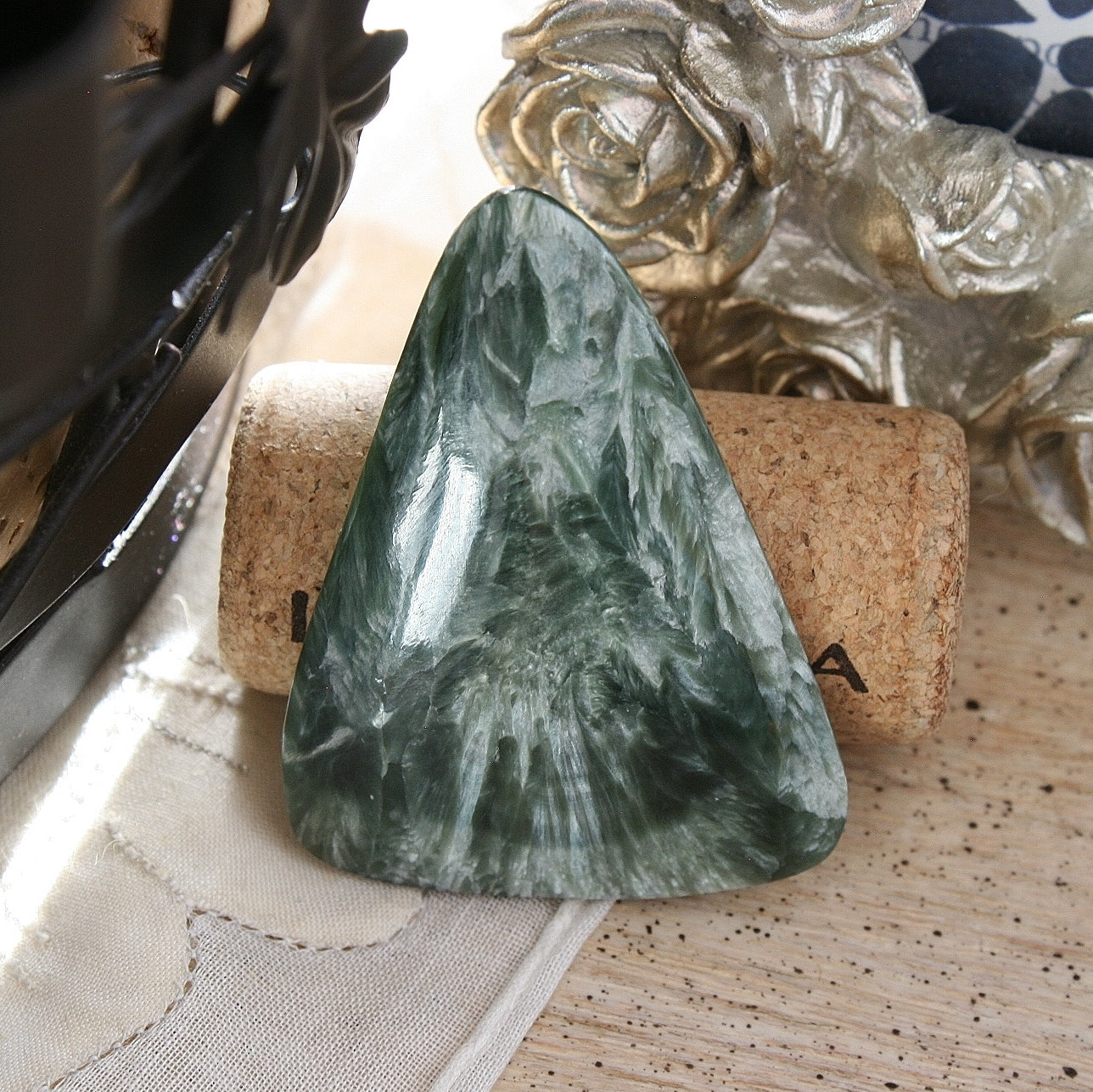 Seraphinite Pyramid From Eastern factory Siberia